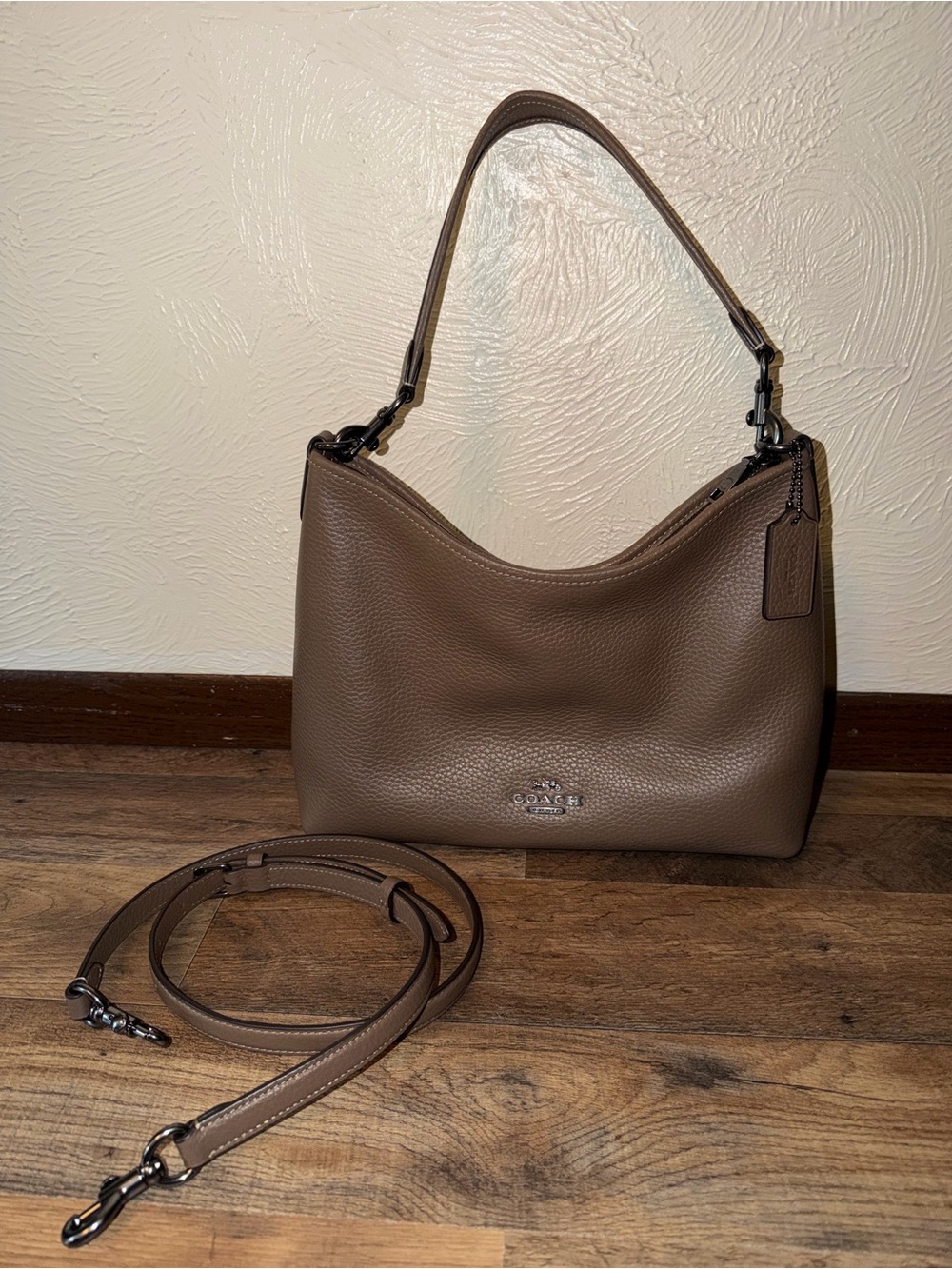Coach Purse - Picture 2 of 9